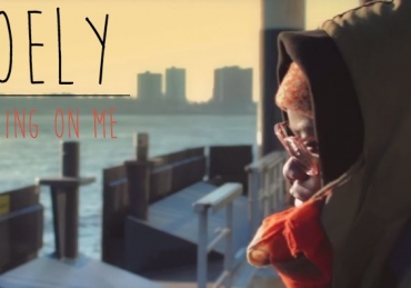 Coely – Nothing On Me